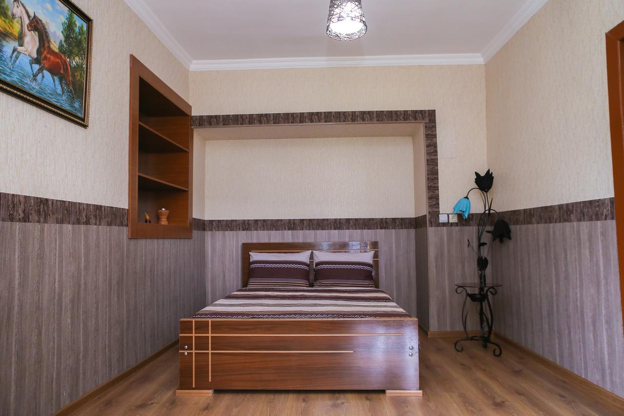 Metekhi Ubani'S Guesthouse 트빌리시 외부 사진