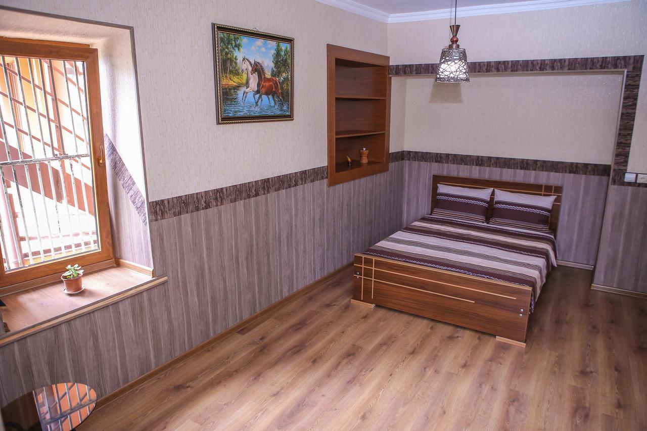 Metekhi Ubani'S Guesthouse 트빌리시 외부 사진